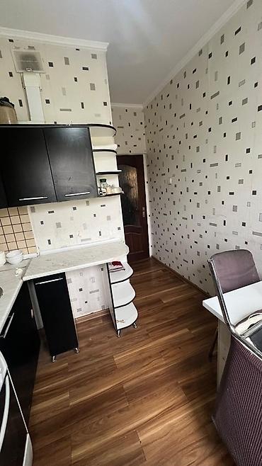 Продажа квартир: 2 комнаты, 50 м², 12 мкр 105 серия, 4 этаж — 7