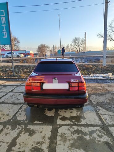 купить фольксваген пассат б3 универсал: Volkswagen Vento: 1992 г., 1.8 л, Механика, Бензин, Седан