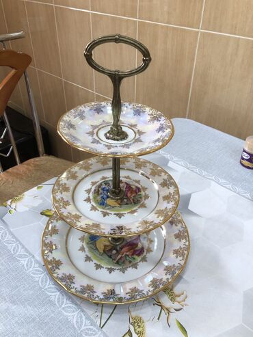 madonna bulud: Boşqablar, 1 əd, Yaponiya
