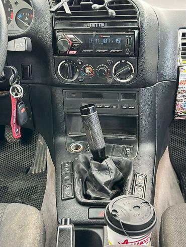 BMW: BMW 3 series: 1992 г., 2.8 л, Механика, Бензин, Седан — 11