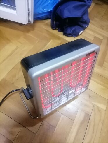 Kaloriferi: Grejalica Severin sa novim grejačem od 2 kw. Dobra
Mirjevo na lalafo.rs — 5 Kaloriferi: Grejalica Severin sa novim grejačem od 2 kw. Dobra
Mirjevo — 5