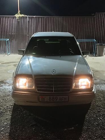 мерседес сапог грузопассажирский: Mercedes-Benz W124: 1993 г., 2.2 л, Механика, Бензин, Седан — 6