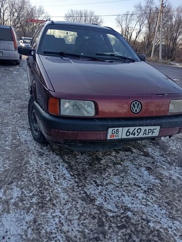 Volkswagen: Volkswagen Passat: 1991 г., 1.8 л, Механика, Бензин, Универсал