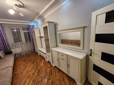 Uzunmüddətli kirayə mənzillər: Nizami rayonu,Nazlı şadlıq evinin arxasında,Xalqlar metrosuna gedən — 2