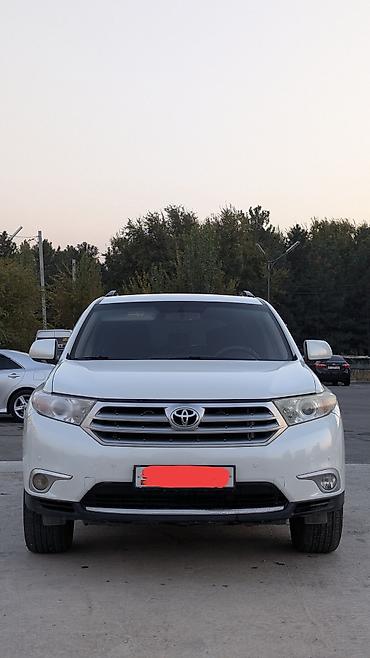 hongqi hs3: Toyota Highlander: 2013 г., 3.5 л, Автомат, Бензин, Кроссовер — 1