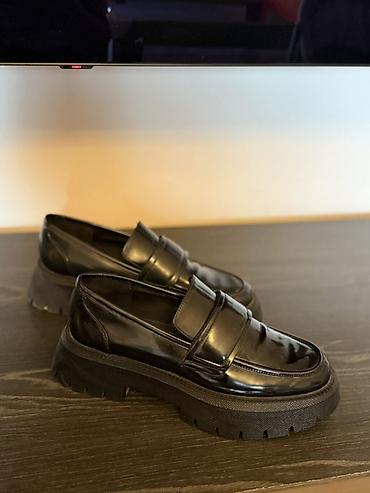 Zara loafer, 38 razmer ( 39a rahat olur) lalafo.az -da Zara loafer, 38 razmer ( 39a rahat olur)