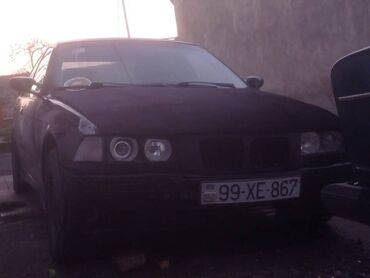 ford satışı: BMW 318: 1.8 l | 1993 il Sedan