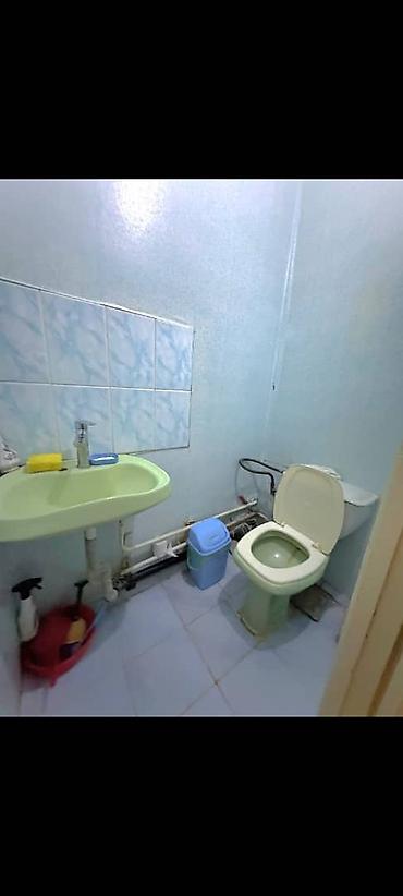3 комн 9 микрорайон: 3 комнаты, 63 м², 12 мкр 106 серия, 5 этаж, Старый ремонт — 9