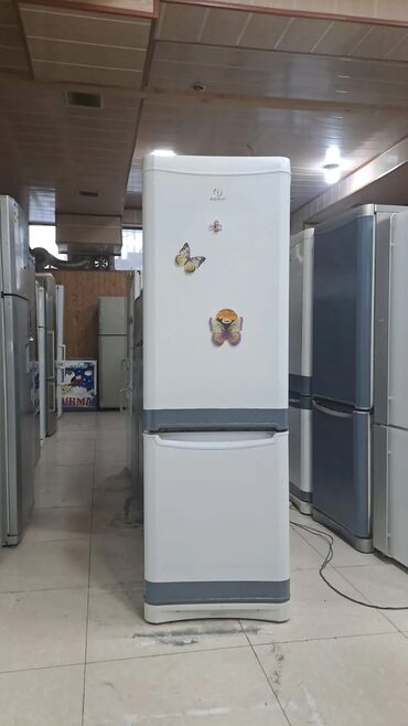 Soyuducular: Problemsizdir zəmanətlə satılır çeşidlerimiz çoxdur Qaraqarayevde 32