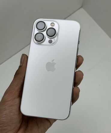 Apple iPhone: IPhone 13 Pro, Б/у, 256 ГБ, Белый, Защитное стекло, Чехол, 81 %