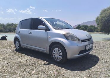 авто легковой: Toyota Passo: 2005 г., 1 л, Автомат, Бензин, Хэтчбэк