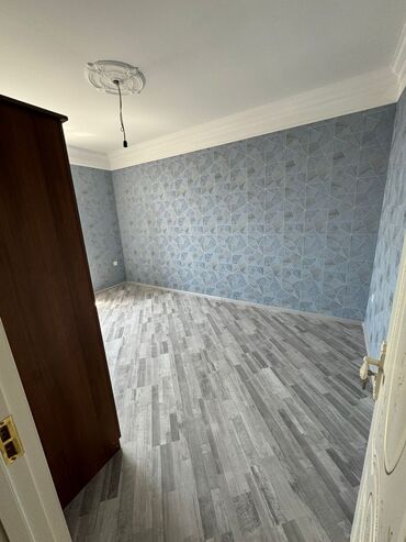 Həyət evləri və villaların satışı: 2 mərtəbəli həyət evi - Geniş işıqlı otaqlar, yüksək tavanlar — 6