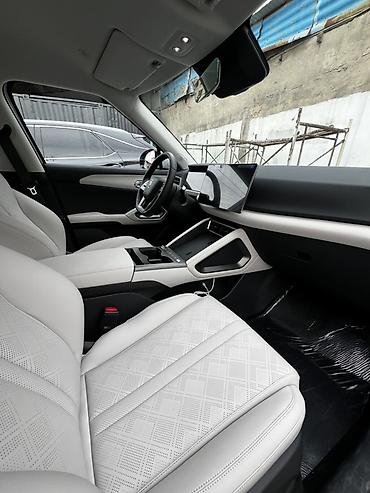 BYD: BYD Yuan Up: 2025 г., Робот, Электромобиль, Кроссовер — 11
