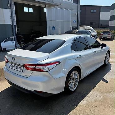 Продажа авто: Toyota Camry: 2019 г., 2.5 л, Автомат, Гибрид, Седан — 5