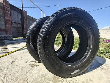 Шины 215 / 70 / R 16, Зима, Б/у, Пара, Внедорожные (АТ/МТ), Вьетнам