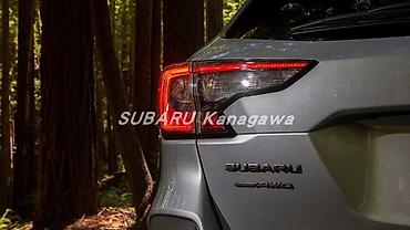 2022: Subaru Outback шильдик на багажник надпись Оригинал новый в черном — 2