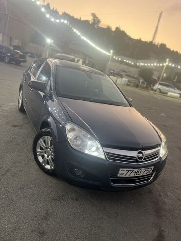 фольксваген гольф 7: Opel Astra H – 5 qapılı hetçbek Xüsusiyyətlər: - Kuzov