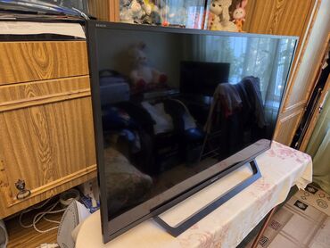 пульты на телевизор: Продаю телевизор SONY
диагональ 40"
с интернетом