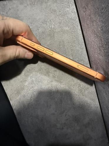 2 ci el 17 pro: IPhone 17 Pro, 256 GB, Qızılı, Face ID — 2