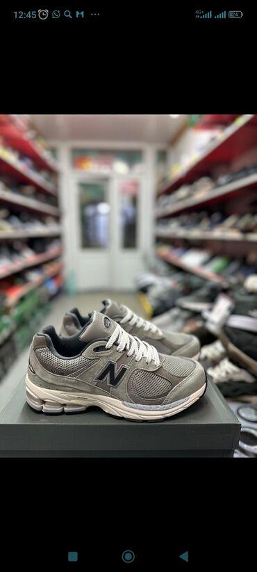 кроссовки 43 размер: Эркектердин кроссовкасы, 40, New Balance, Жаңы, түсү - Боз, Акысыз жеткирүү