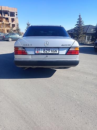крыло на 124: Mercedes-Benz W124: 1991 г., 2.3 л, Механика, Бензин, Седан — 6