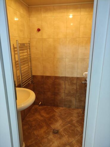 Digər kommersiya daşınmaz əmlakı: Nərimanov metrosu Metroparkın yanın 55 kv obyekt icarəyə verilir — 8