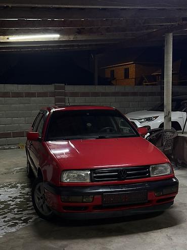 венто рассрочка: Volkswagen Vento: 1996 г., 1.8 л, Механика, Бензин, Седан — 1