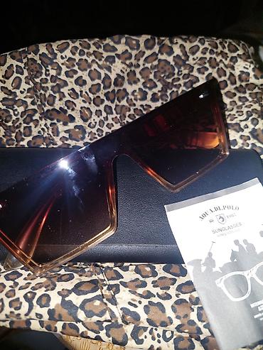 Eynəklər: Biri 10 azn — 1