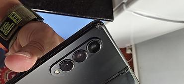 z fold 3: Смартфон со складным экраном Samsung Galaxy Z Fold (серия Fold3 на — 1