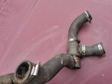 Auto delovi: Termostat sa crevima Lada 21213,21214 Niva br.2. Polovno, očuvano — 6