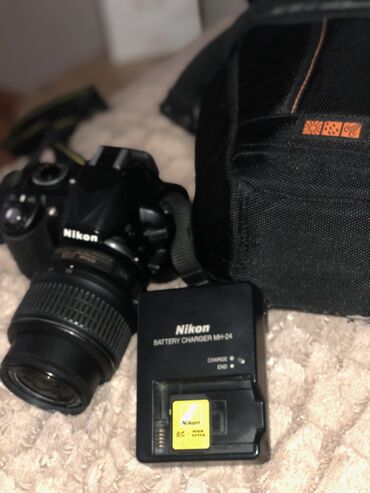 lens nikon: Nikon D3100, her seyi ustunde hetta yadtas karti 8.0 GB, su kecirmez
