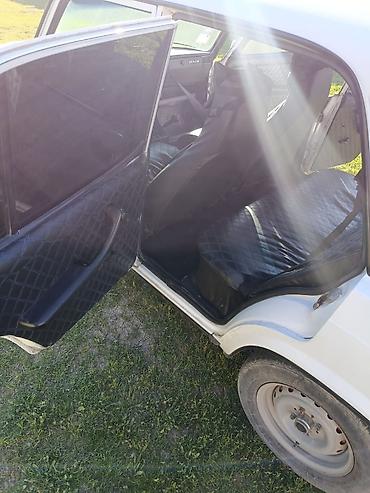 фольксваген тигуан л с: VAZ 2107, ağ rəng, sedan kuzov. Klassik dizaynlı 4 qapı — 8