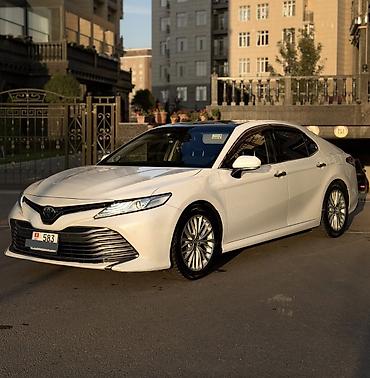 Toyota: Toyota Camry: 2018 г., 2.5 л, Автомат, Бензин, Седан — 2