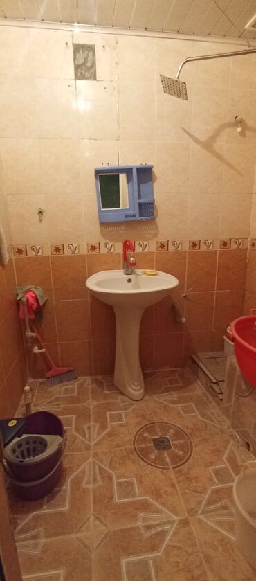 Köhnə tikili: Şəki, 4 otaqlı, Köhnə tikili, 100 kv. m — 7