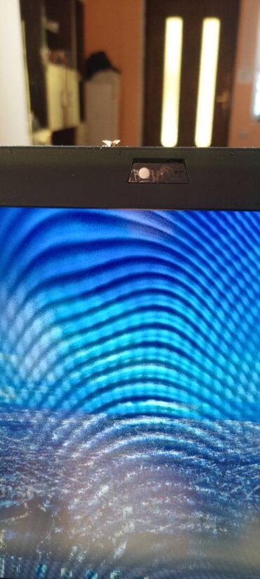 Lenovo: Intel Core i5, 4 GB OZU, 12 " — 8