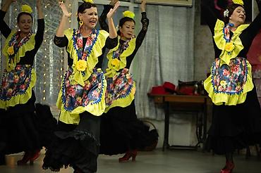 Другие услуги в сфере красоты и здоровья: Театр-студия фламенко "Эсмеральда" начинает набор в группу фламенко с — 3