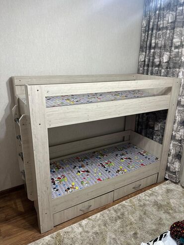 бетонные заборы цена: Срочно продается! Двухъярусная кровать Состояние: отличное Самовывоз