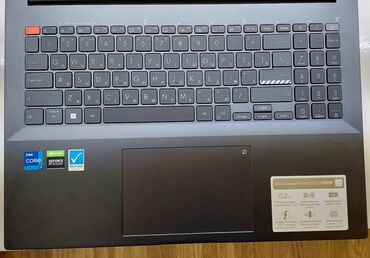 ASUS: Prosessor (CPU)-i7-12700H Ekran göstəriciləri-16″ 4K (3840 x 2400) — 5