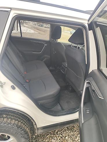 Toyota: Toyota RAV4: 2019 г., 2.5 л, Автомат, Гибрид, Кроссовер — 9