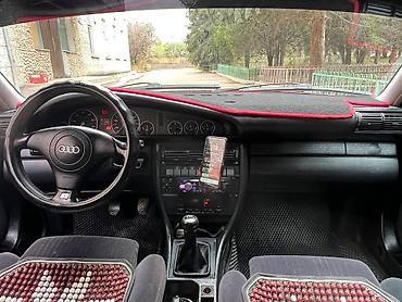Audi: Audi A6: 1995 г., 2.6 л, Седан — 5