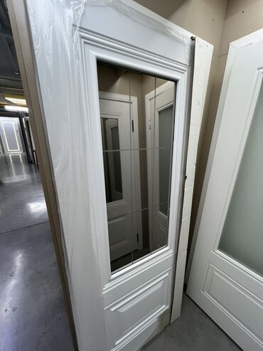Doors with glass: Межкомнатные двери со стеклом