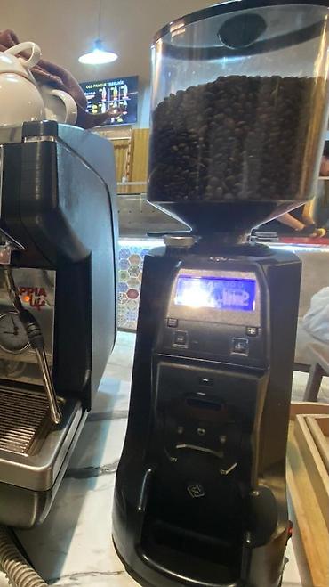 Professional greender grinder aparat 1300 Azn. Unvan Sahil metrosu lalafo.az -da Professional greender grinder aparat 1300 Azn. Unvan Sahil metrosu