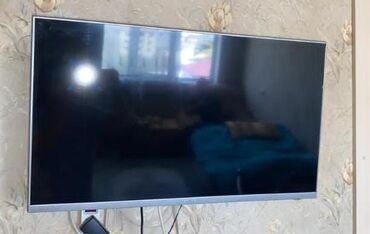 82 ekran televizor qiymetleri: AYNUR 2💃 Taube tv satılır *Qiymət 220 azn* 82 ekran smart internet