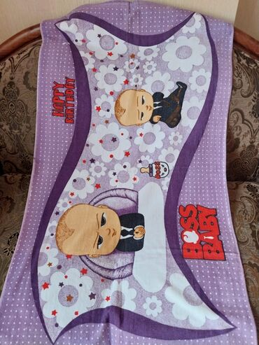 Rover: Boss Baby temalı uşaq dəsmalı / plaşet - Rəng: bənövşəyi fon, ağ