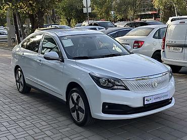 донфенг е 70: Dongfeng Aeolus Haohan: 2025 г., 0.1 л, Автомат, Электромобиль, Седан — 4