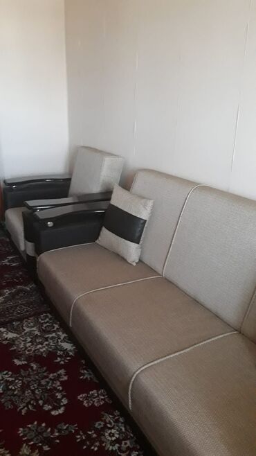 divan dəsdi: Divan, Açılan, Bazalı, Parça, Çatdırılma yoxdur