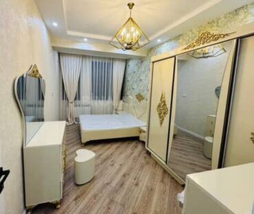obşivka taxta: 2 təknəfərlik çarpayı, Dolab, 2 tumba, İşlənmiş