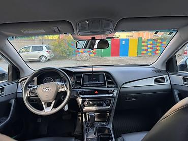 Продажа авто: Hyundai Sonata: 2019 г., 2 л, Автомат, Газ, Седан — 9