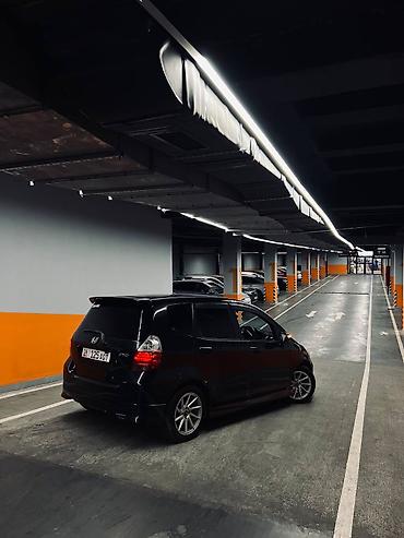 гранат на фит: Honda Fit: 2002 г., 1.5 л, Автомат, Бензин, Хэтчбэк — 2
