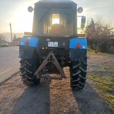 Motobloklar: Belarus MTZ seriyalı traktor - Güclü dizel mühərrik, yan tərəfində — 6